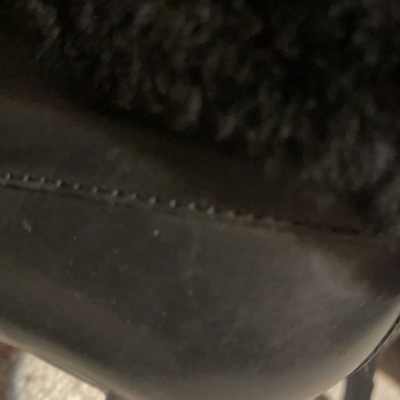 Coach Leather fur booties size 8 1/2 fits more like an 8 good condition. - Picture 7 of 11